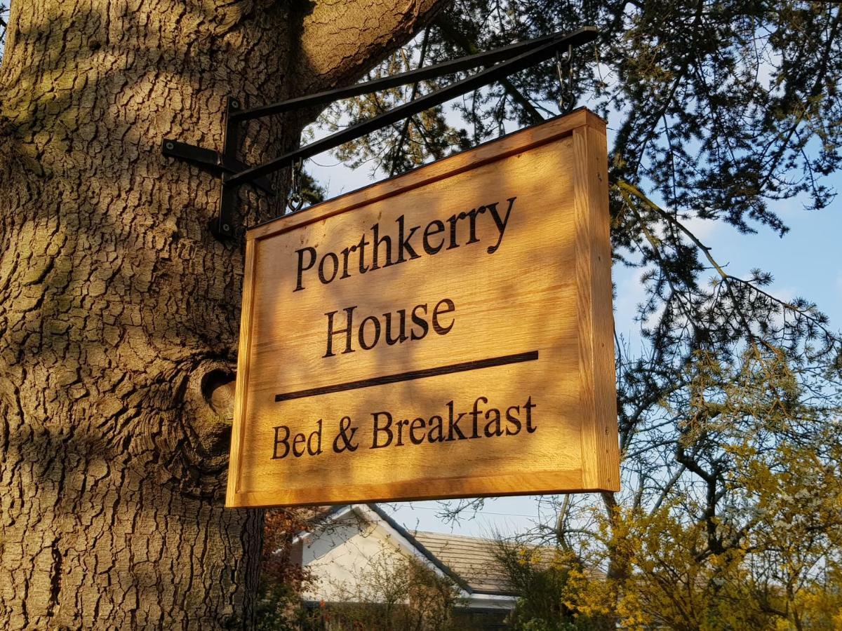 Porthkerry House Bed And Breakfast Little Budworth Exterior foto